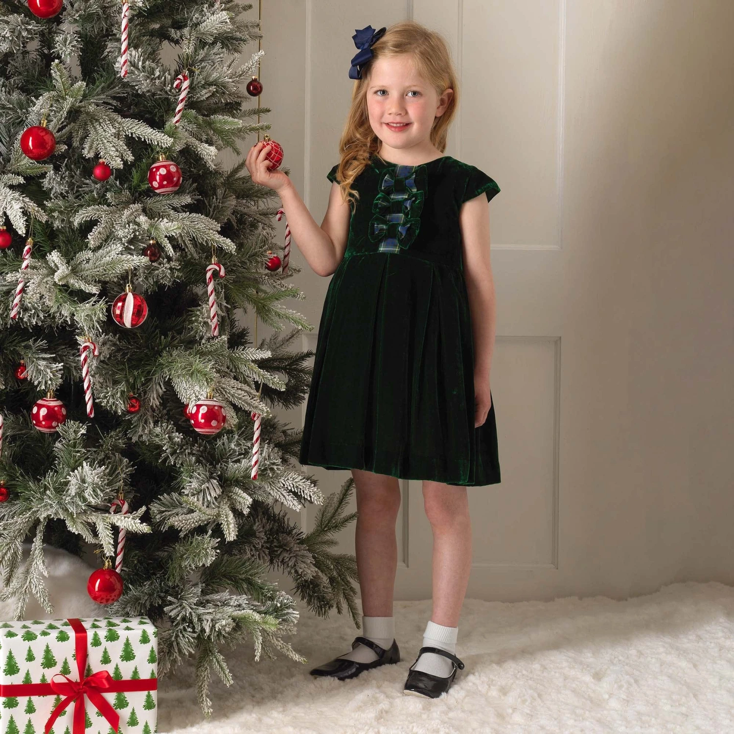 Girls Tartan Bow Velvet Dress In Green 4 Girls Tartan Bow Velvet Dress In Green - Image 2