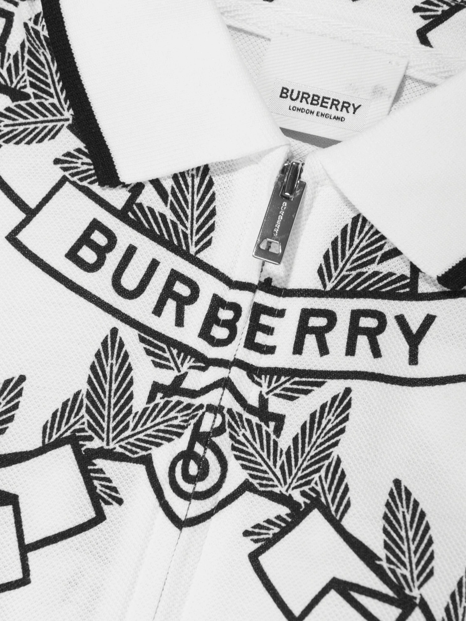 Girls Alesea Crest Dress In White 5 Girls Alesea Crest Dress In White - Image 3